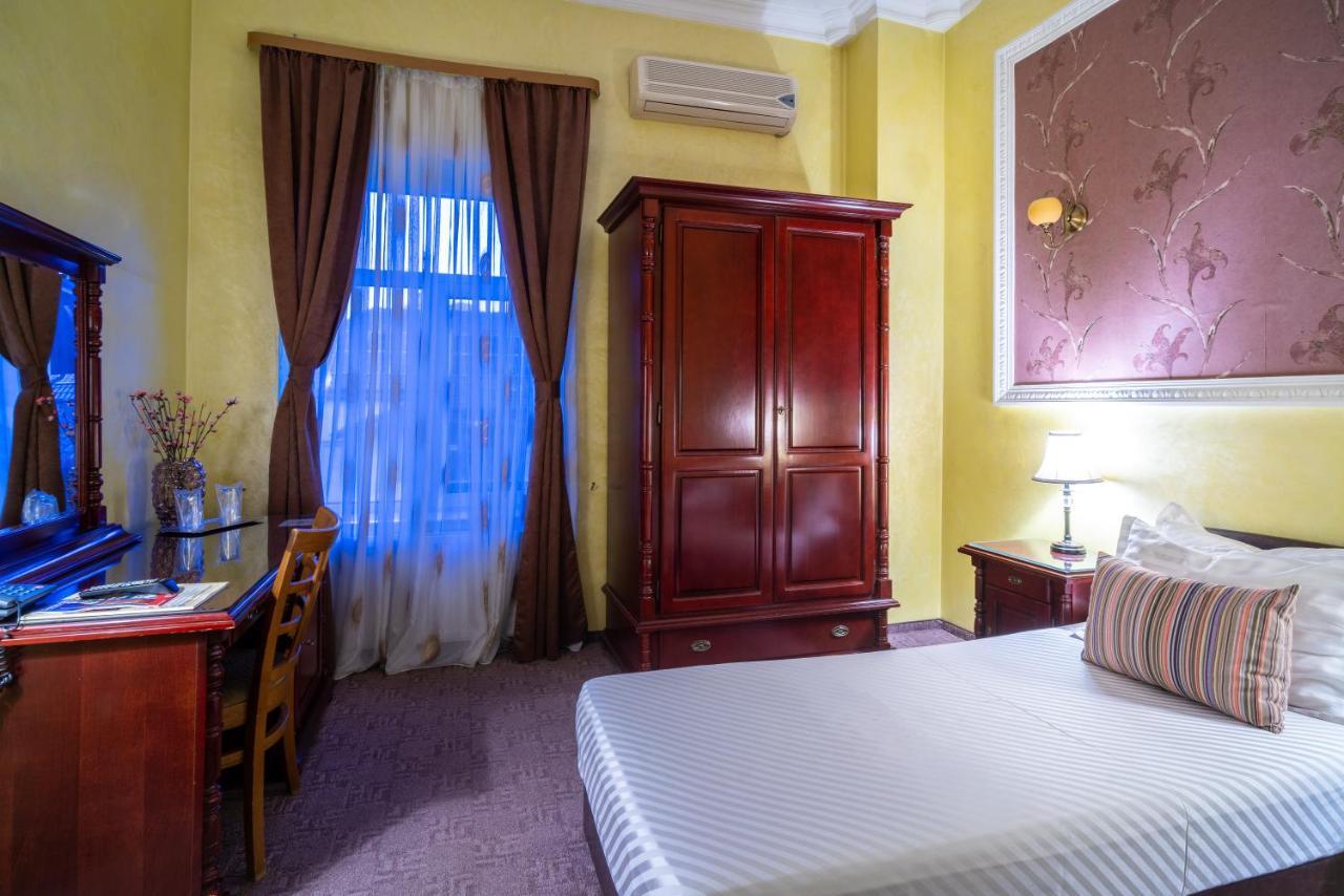 Hotel Europa Târgu Jiu Eksteriør billede